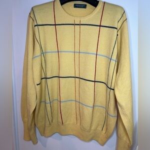 Lyle& Scott sweater Size L merino and acrylic sweater pale yellow